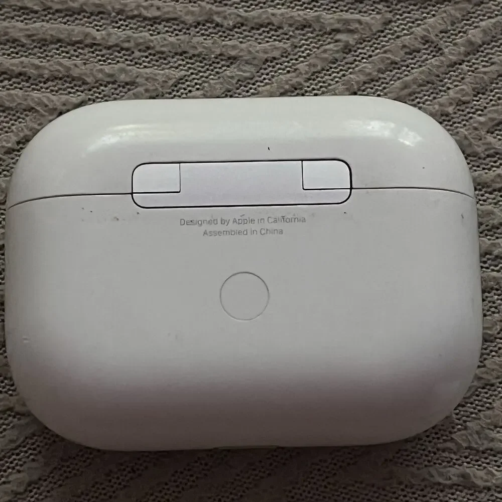 Authentic Apple AirPods Pro 1st Generation Oem Wireless Charging Case Earbuds